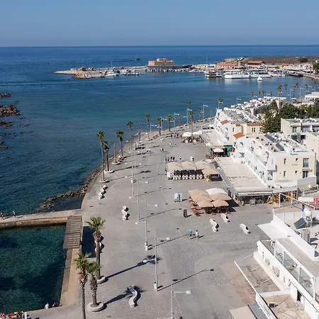 Apartment Kato 400m To The Paphos